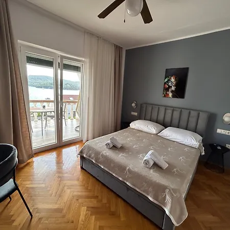 Vendégház Perina Tisno