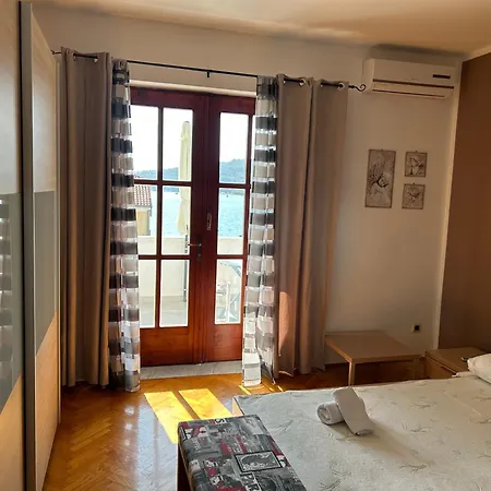 Perina בית הארחה 3*