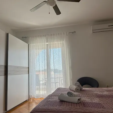 בית הארחה Perina טיסנו